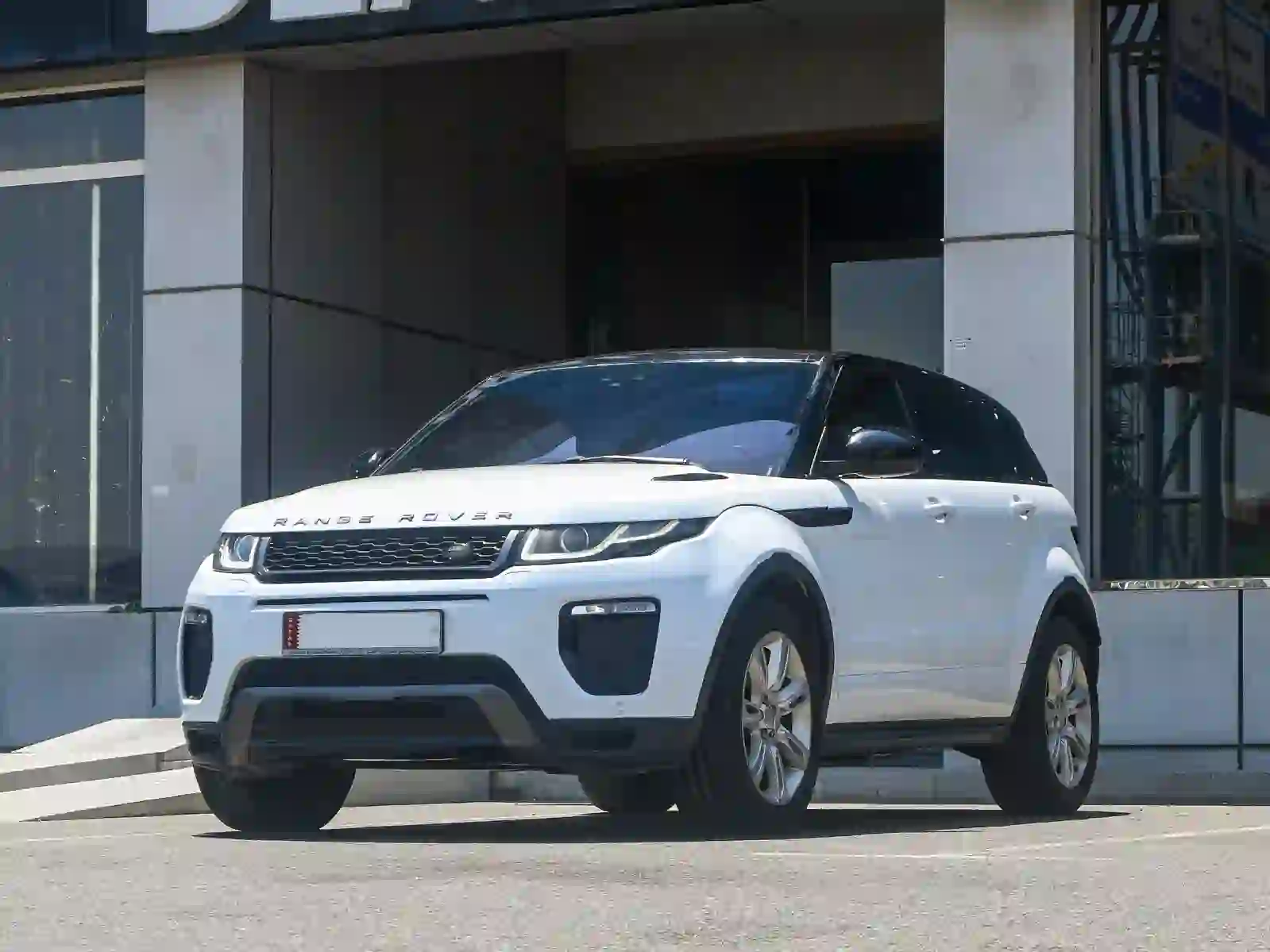 Land Rover Range Rover Evoque 2016 - Image 2