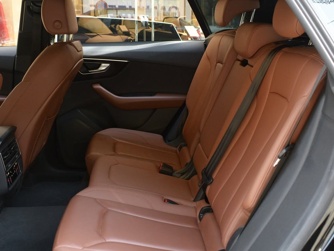 Audi Q8 2023 - Image 4