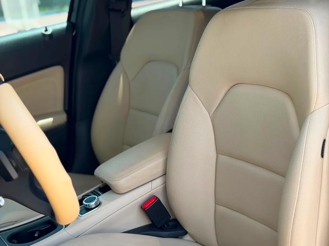 Mercedes-Benz GLA  220 4MATIC 2019 - Image 4
