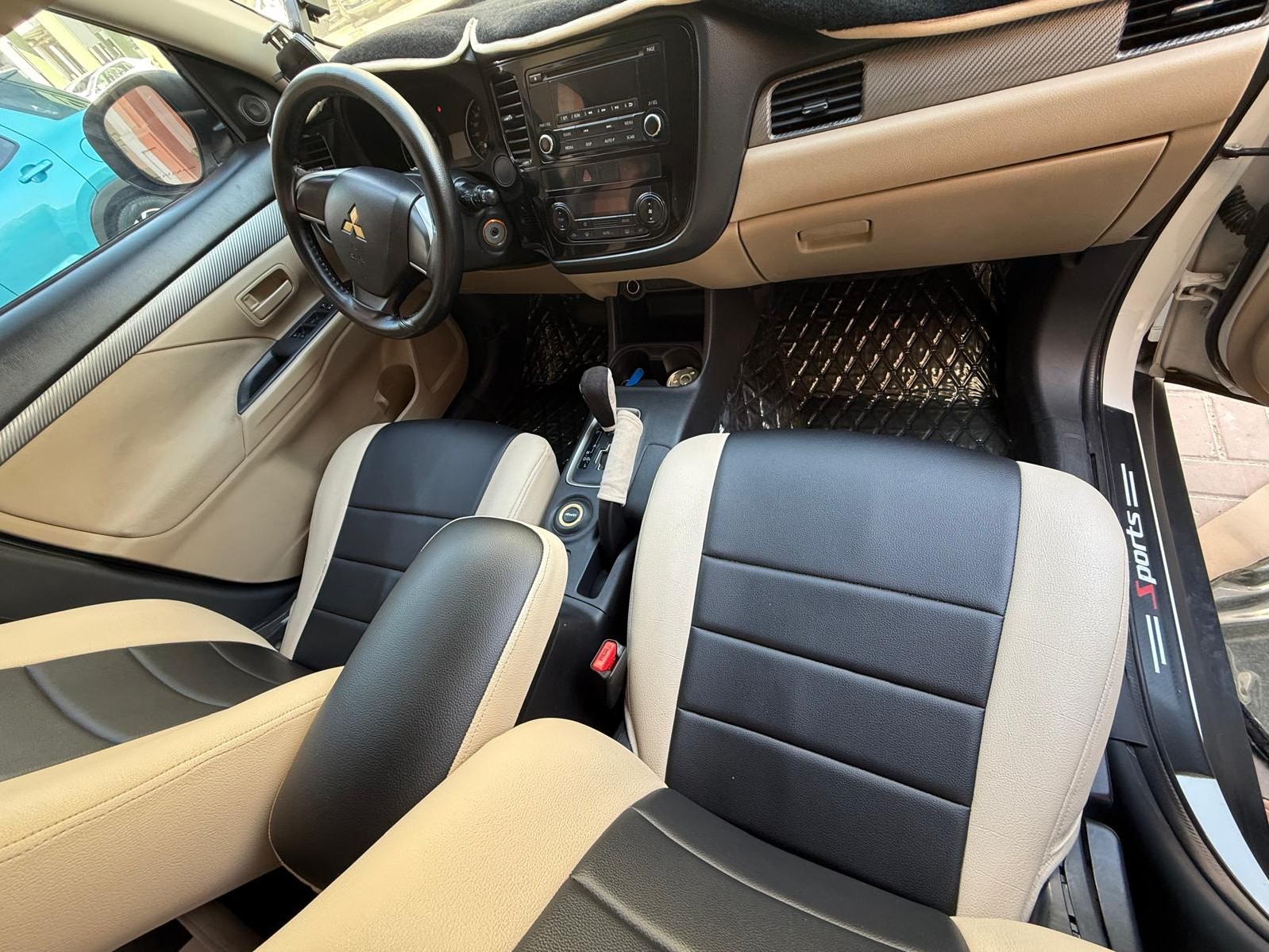 Mitsubishi Outlander 2017 — photo 14 for sale in Qatar