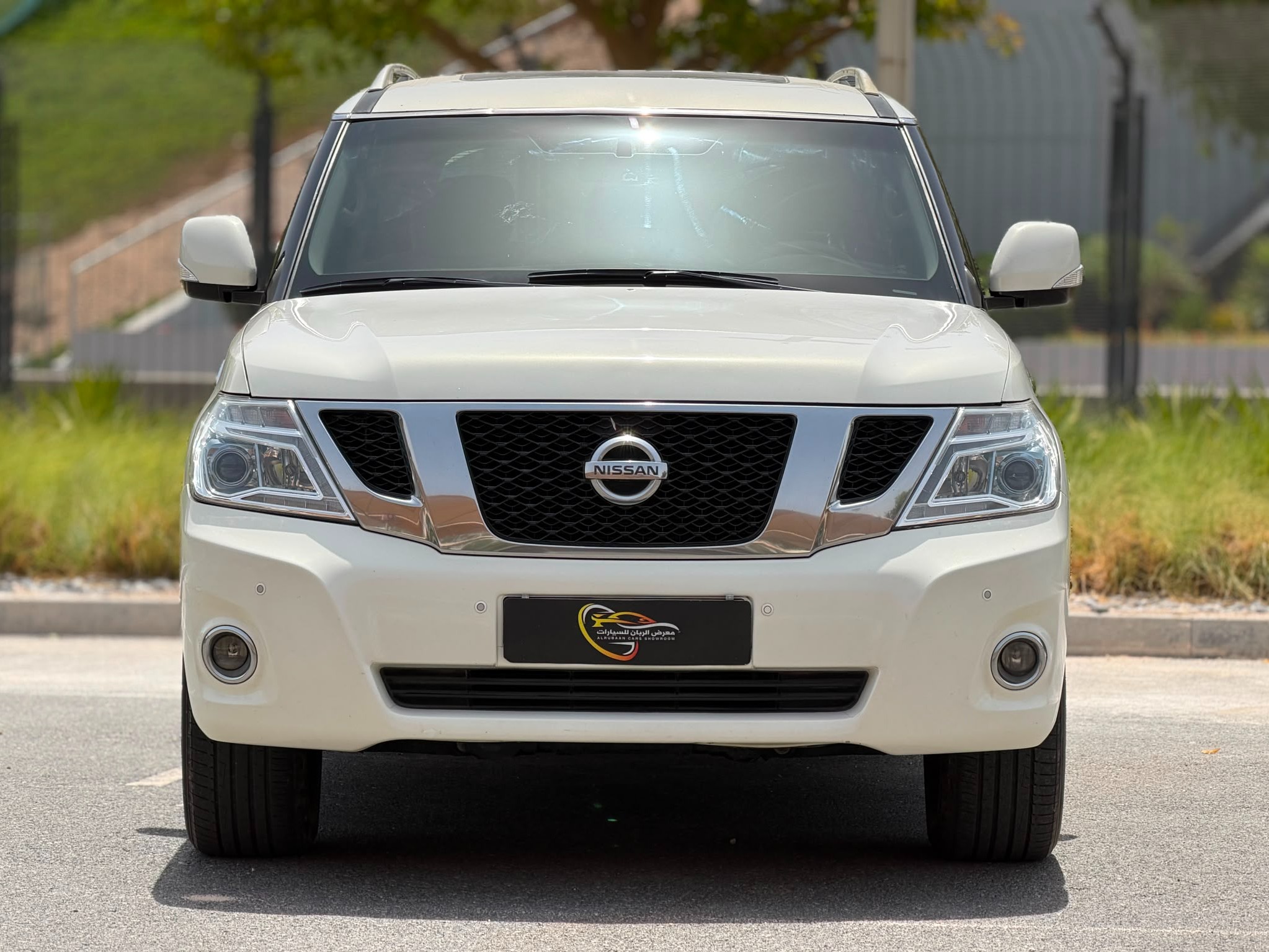 Nissan Patrol LE 2012 - Image 2