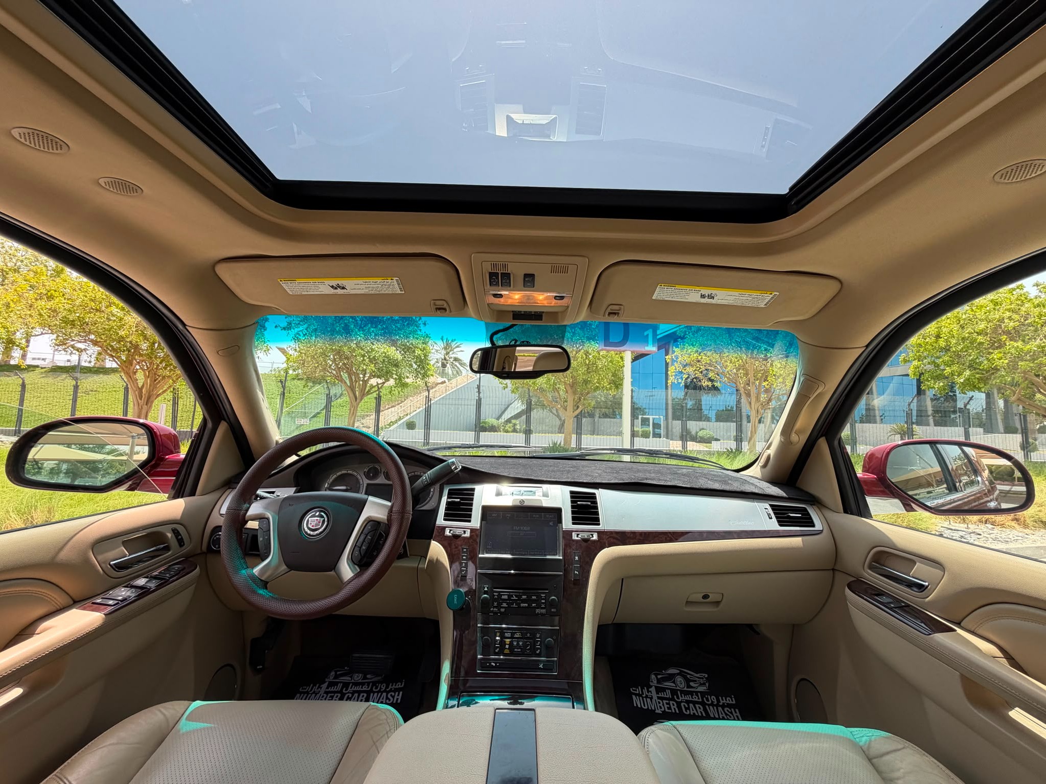 Cadillac Escalade 2011 — photo 10 for sale in Qatar