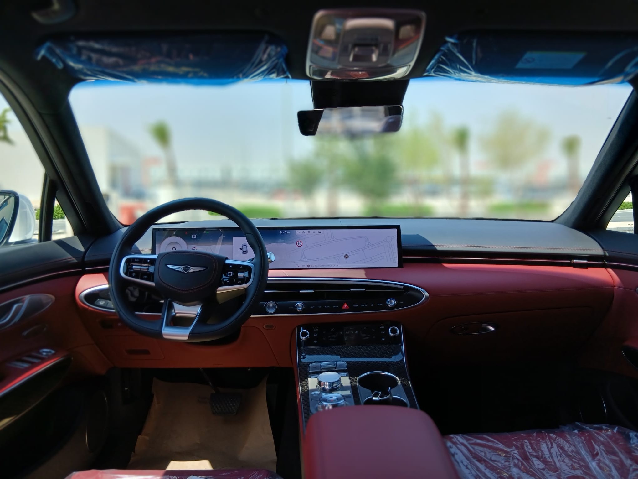 Genesis GV70 2025 — photo 12 for sale in Qatar