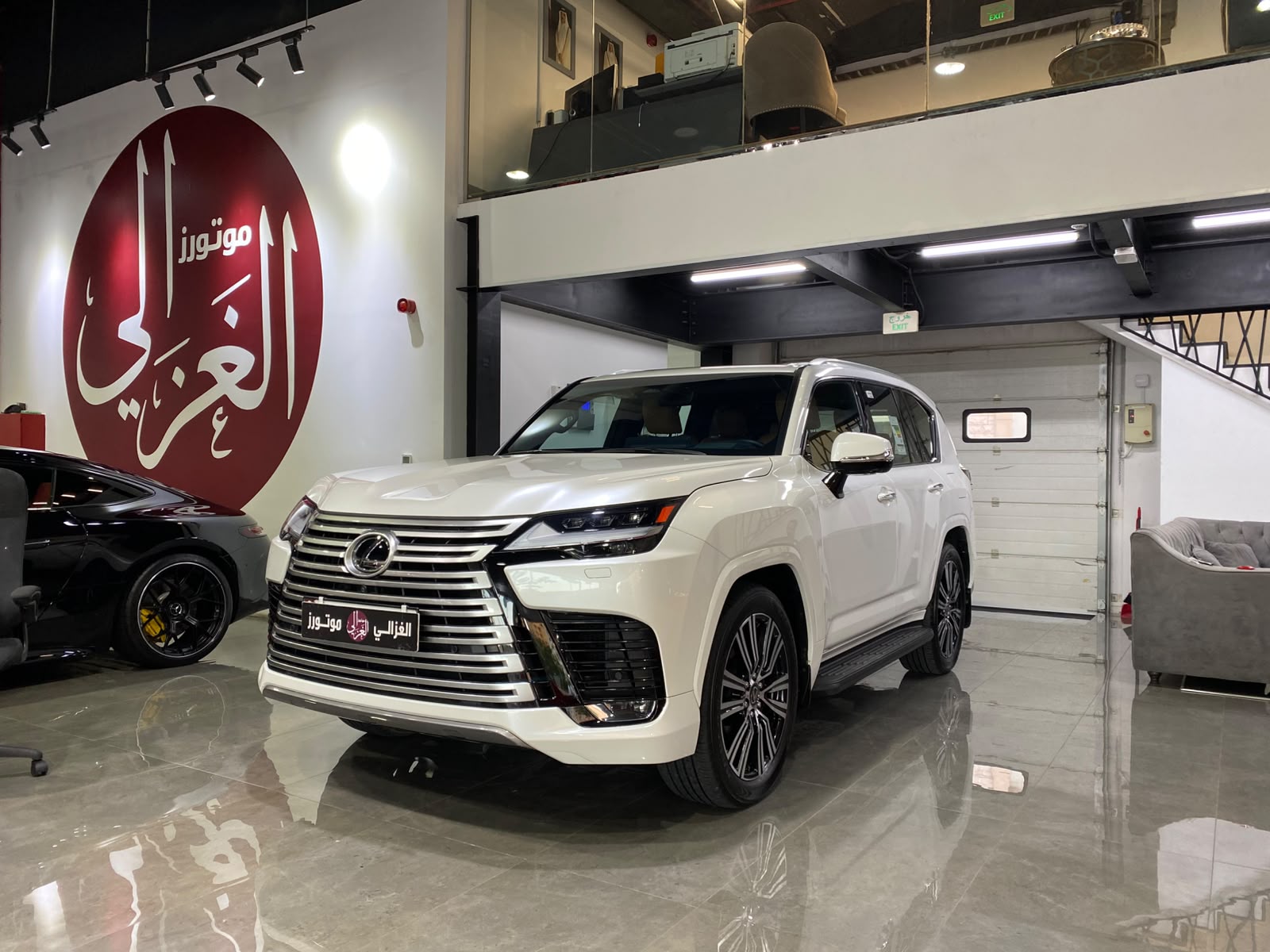 Lexus LX 600 Luxury  2025