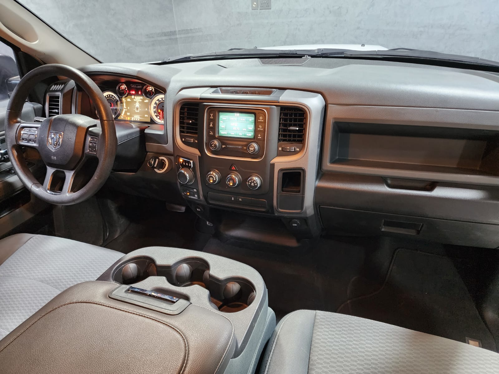 Dodge Ram 1500 2020 - Image 3
