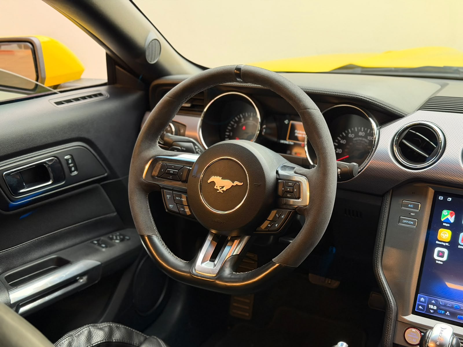 Ford Mustang GT 2017 - Image 2