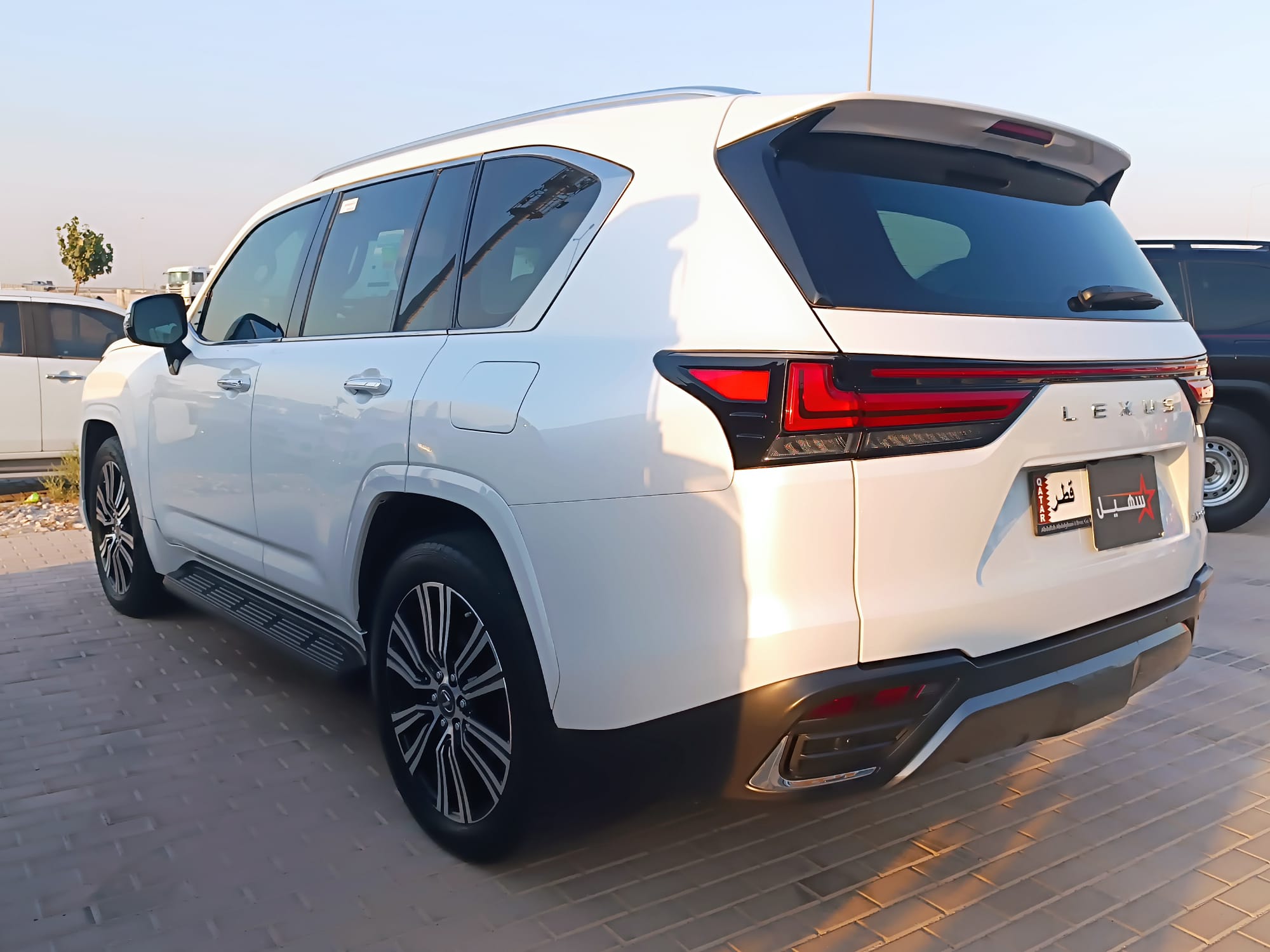 Lexus LX 600 2023 — photo 9 for sale in Qatar