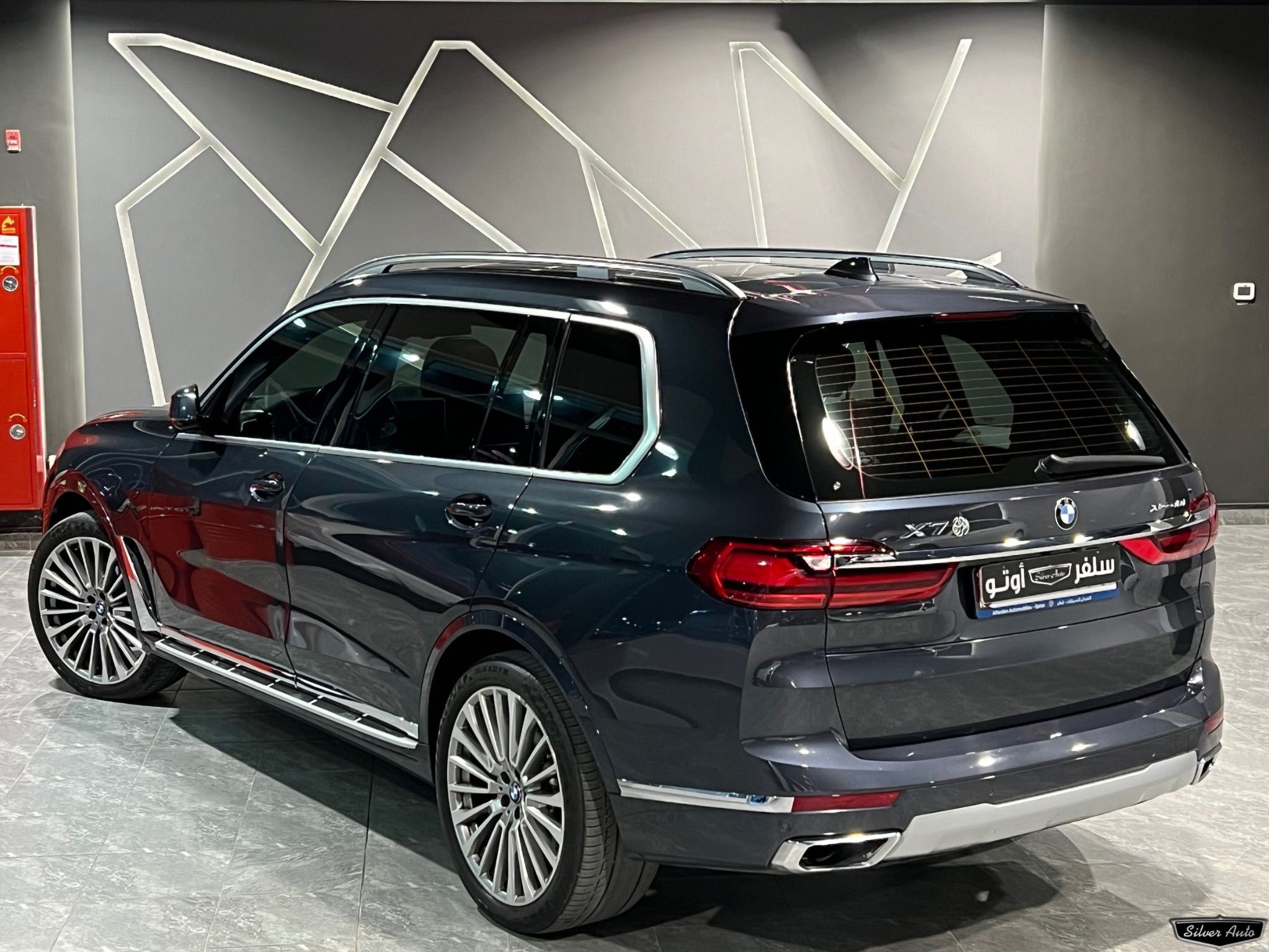 BMW X-Series X7 2022 - Image 3
