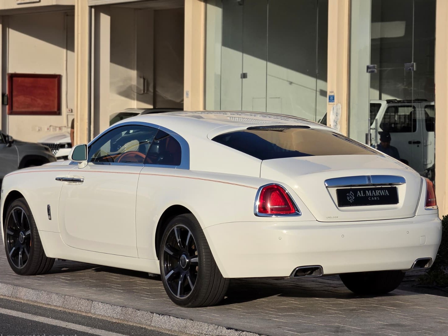 Rolls-Royce Wraith 2015 — photo 9 for sale in Qatar