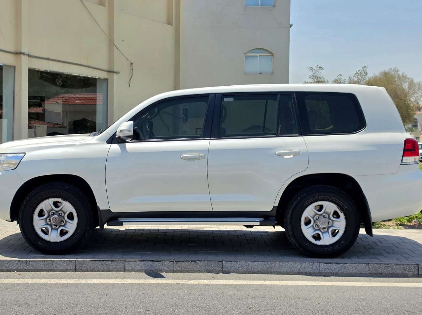 Toyota Land Cruiser GX 2018 - Image 4
