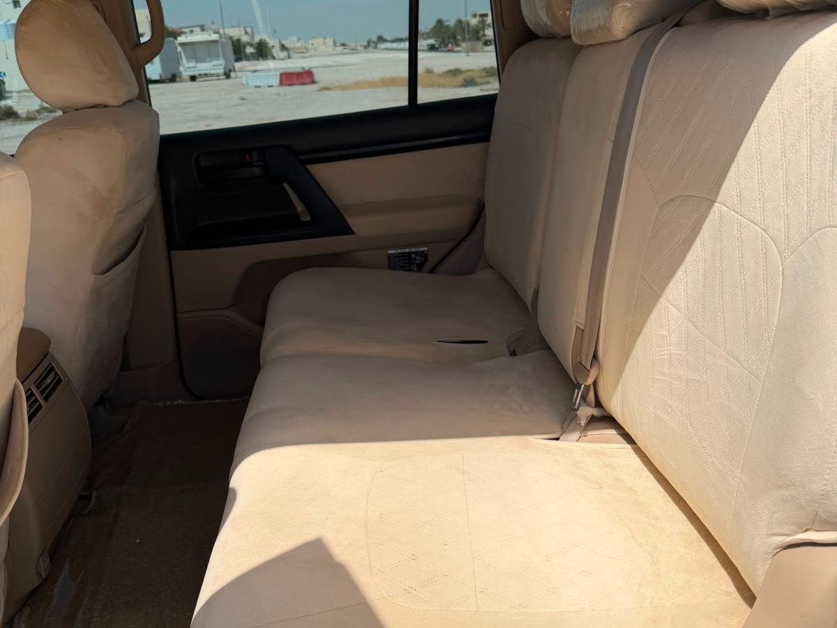 Toyota Land Cruiser G standard 2015 — photo 12 for sale in Qatar