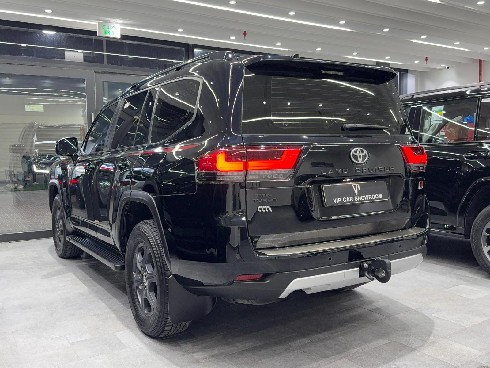 Toyota Land Cruiser GR TWIN TURBO 2024 - Image 4