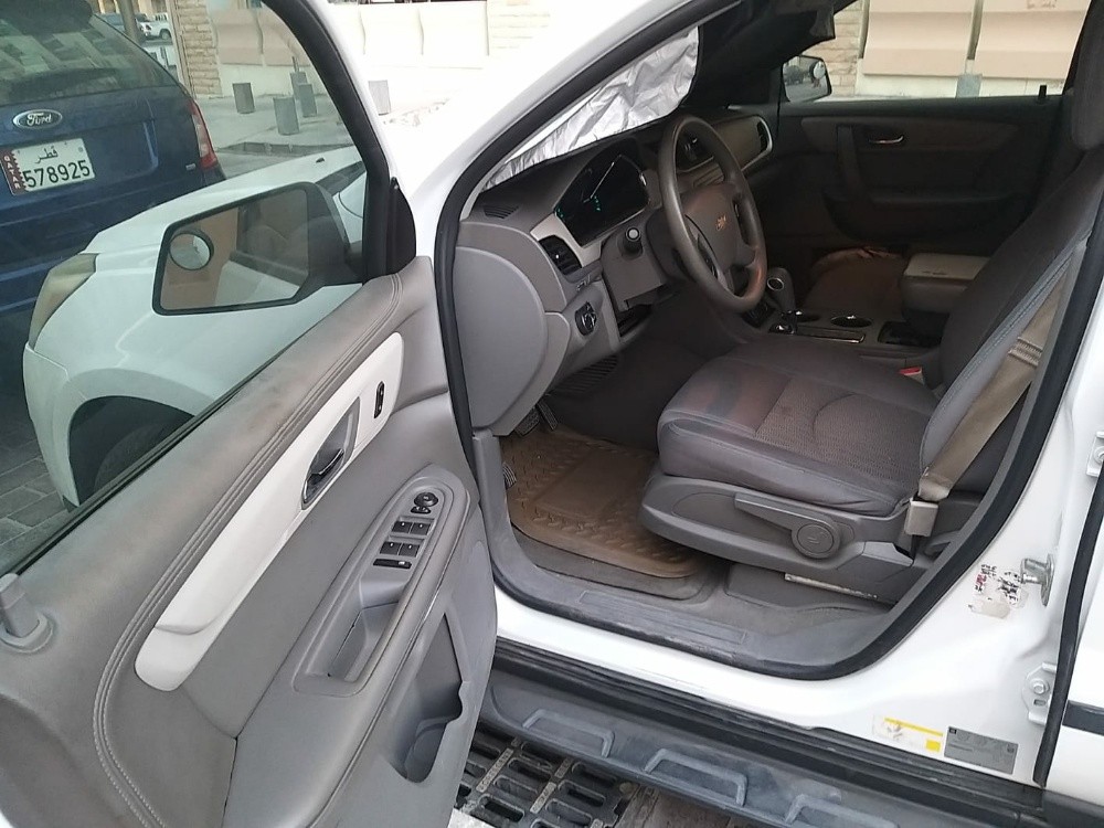 Chevrolet Traverse LS 2017 — photo 10 for sale in Qatar