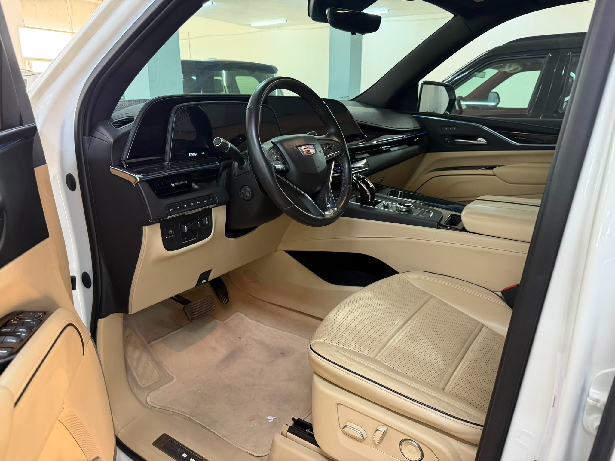 Cadillac Escalade 600 2023 — photo 10 for sale in Qatar