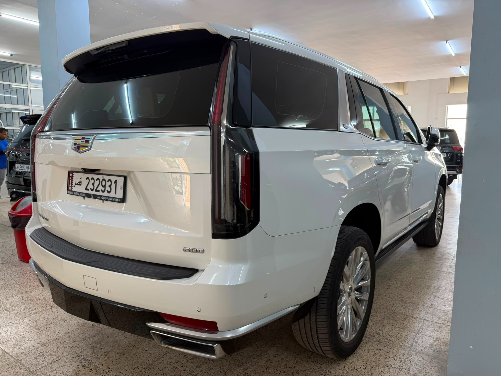 Cadillac Escalade 600 2023 - Image 3