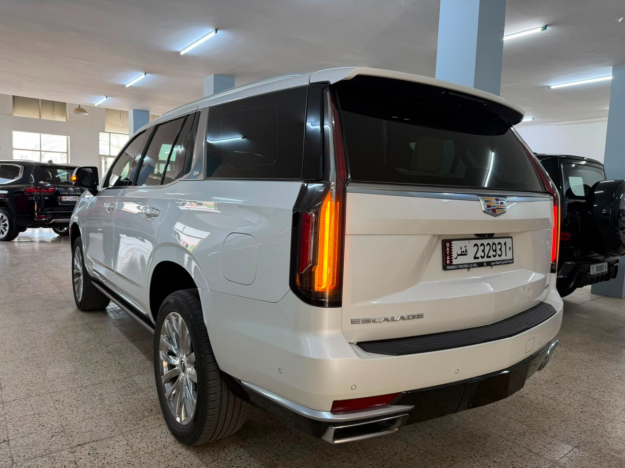 Cadillac Escalade 600 2023 — photo 9 for sale in Qatar