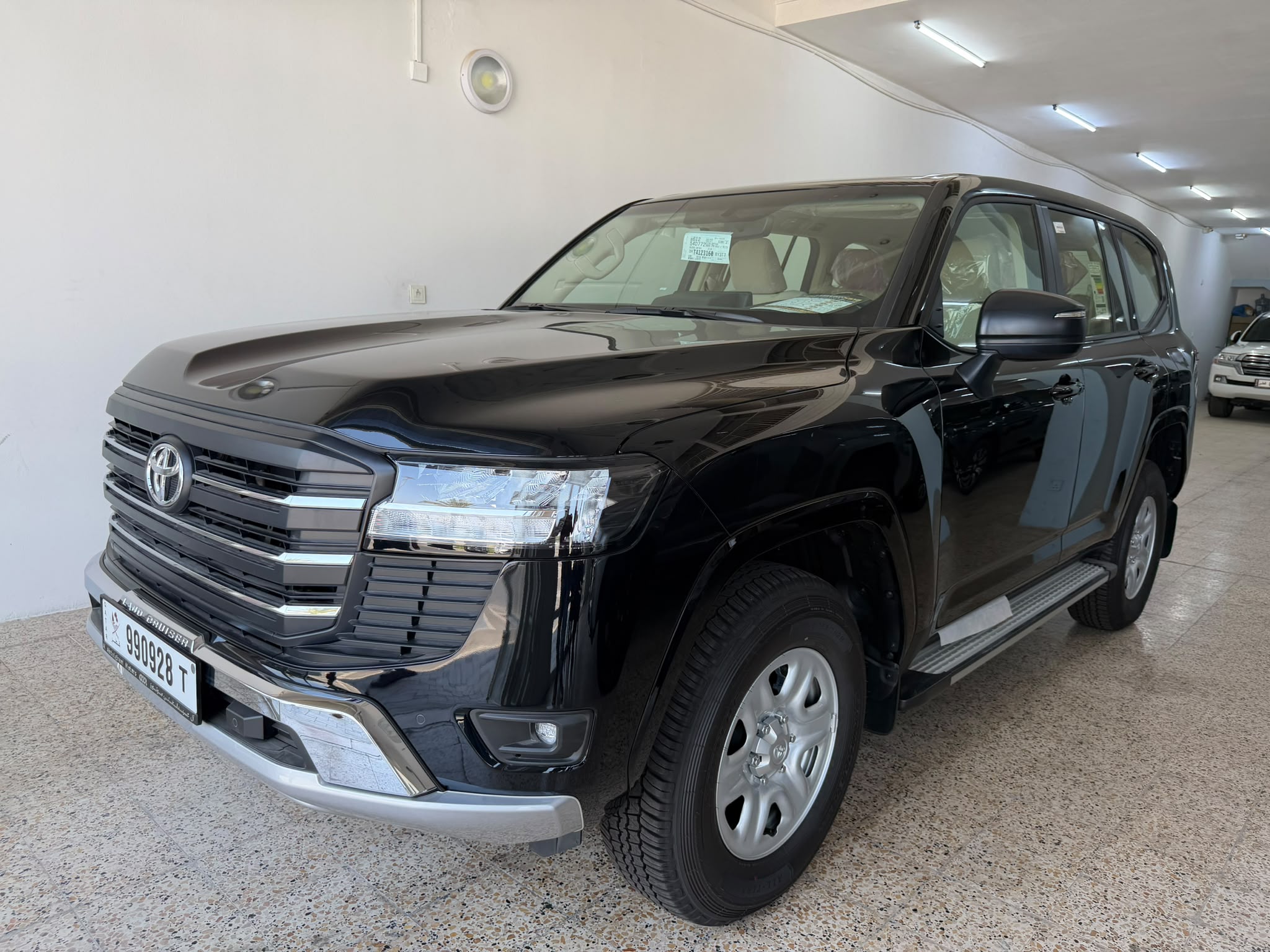 Toyota Land Cruiser GX 2026 - Image 3