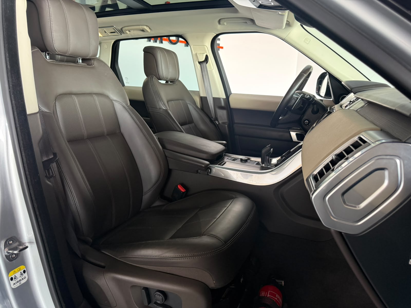 Land Rover Range Rover Sport 3.0i6 Dynamic HSE 2018 - Image 4