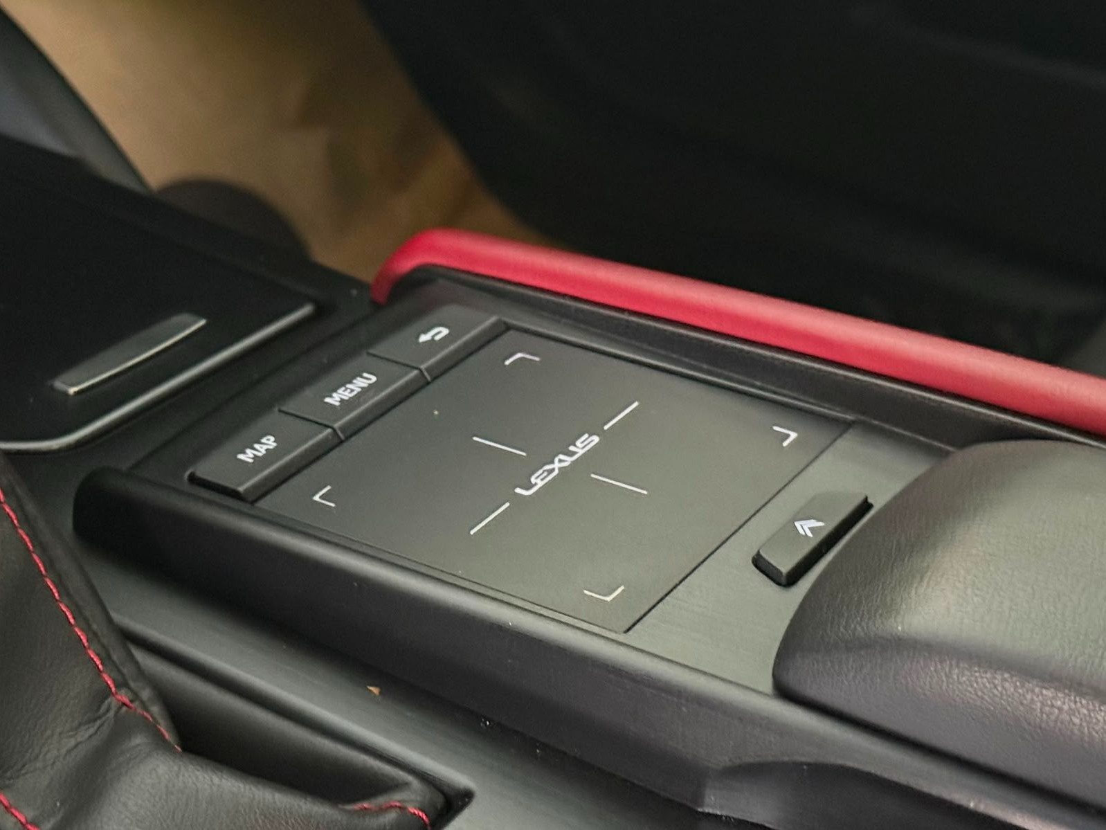 Lexus ES 350 2019 — photo 10 for sale in Qatar