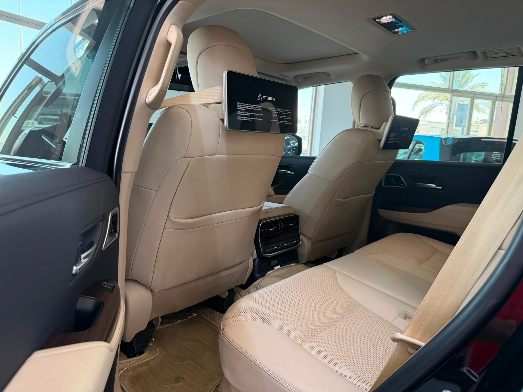 Toyota Land Cruiser VX 2025 — photo 11 for sale in Qatar