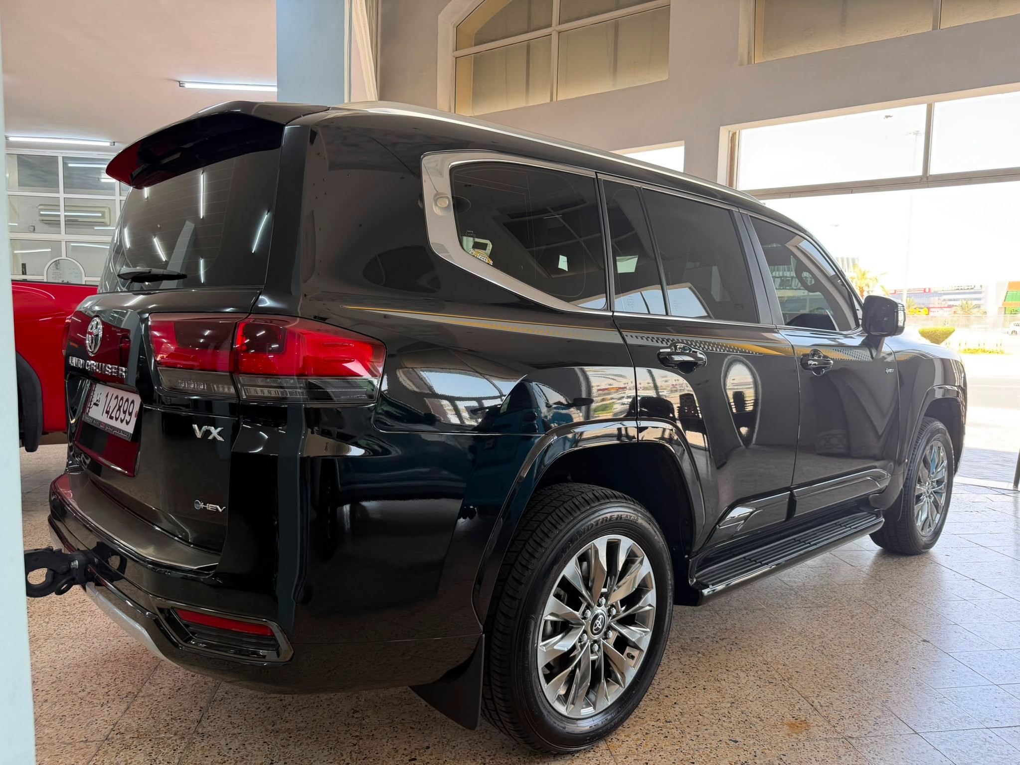 Toyota Land Cruiser VX 2025 - Image 3
