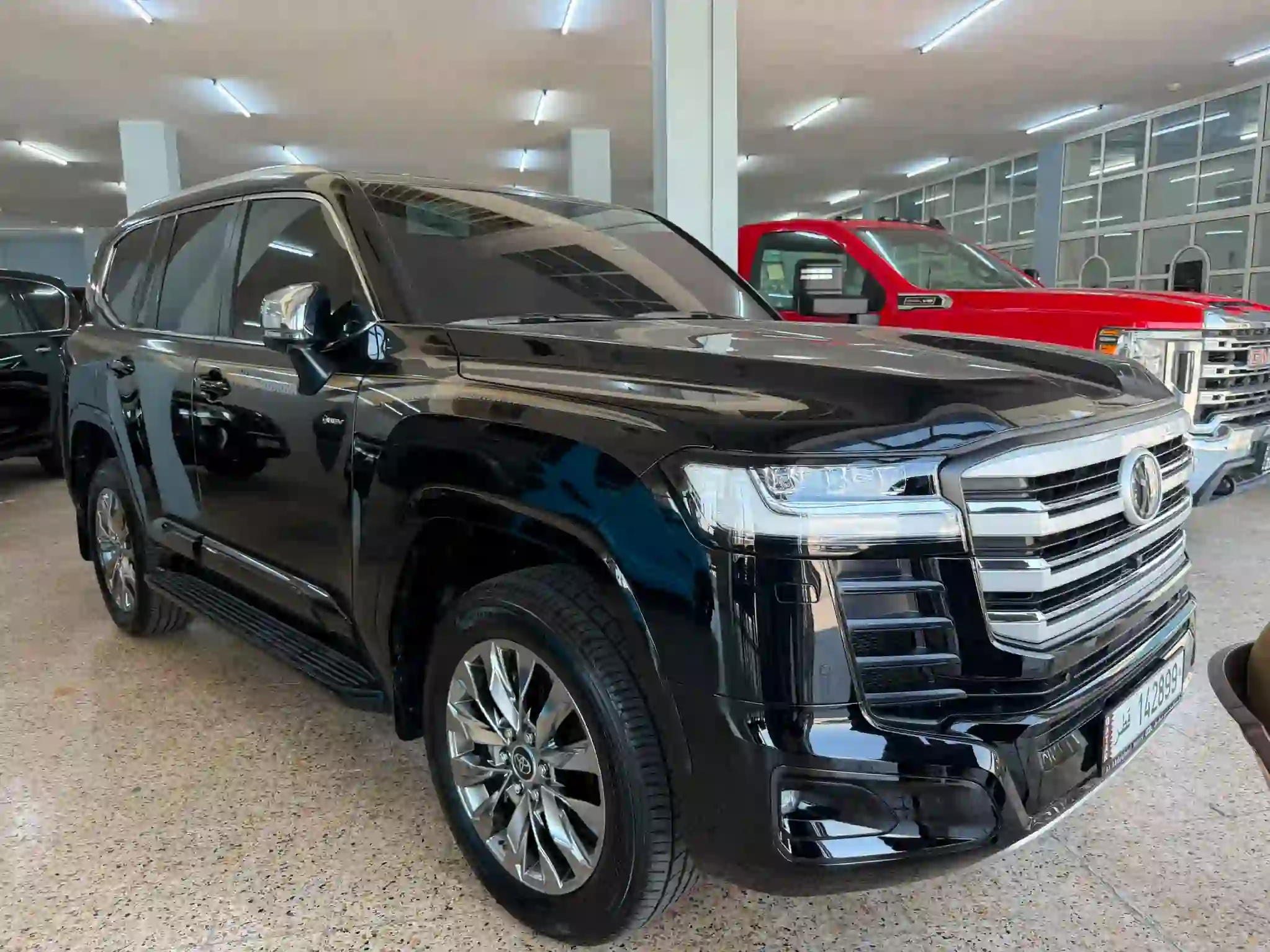 Toyota Land Cruiser VX 2025