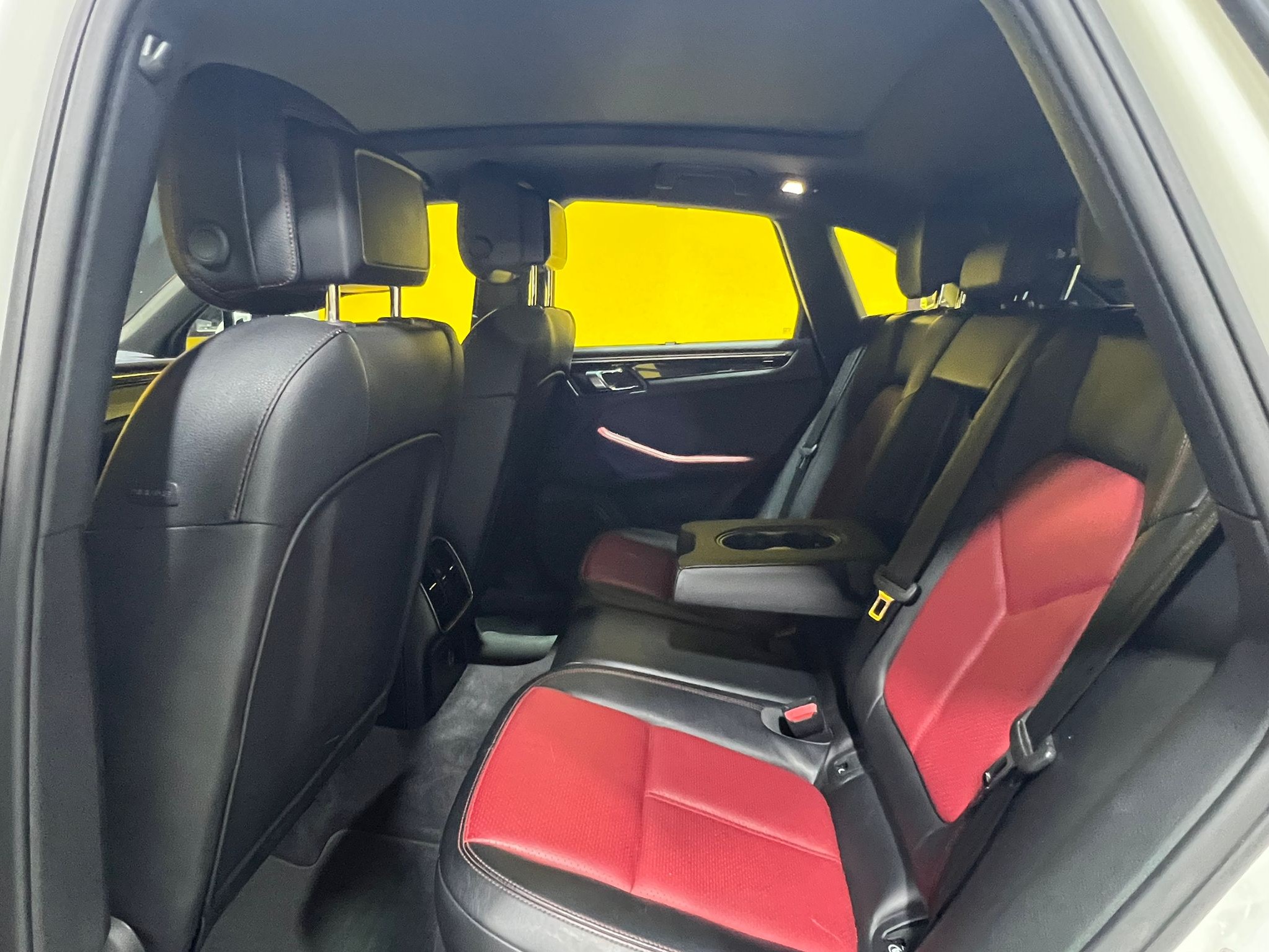Porsche macan 2018 - Image 2