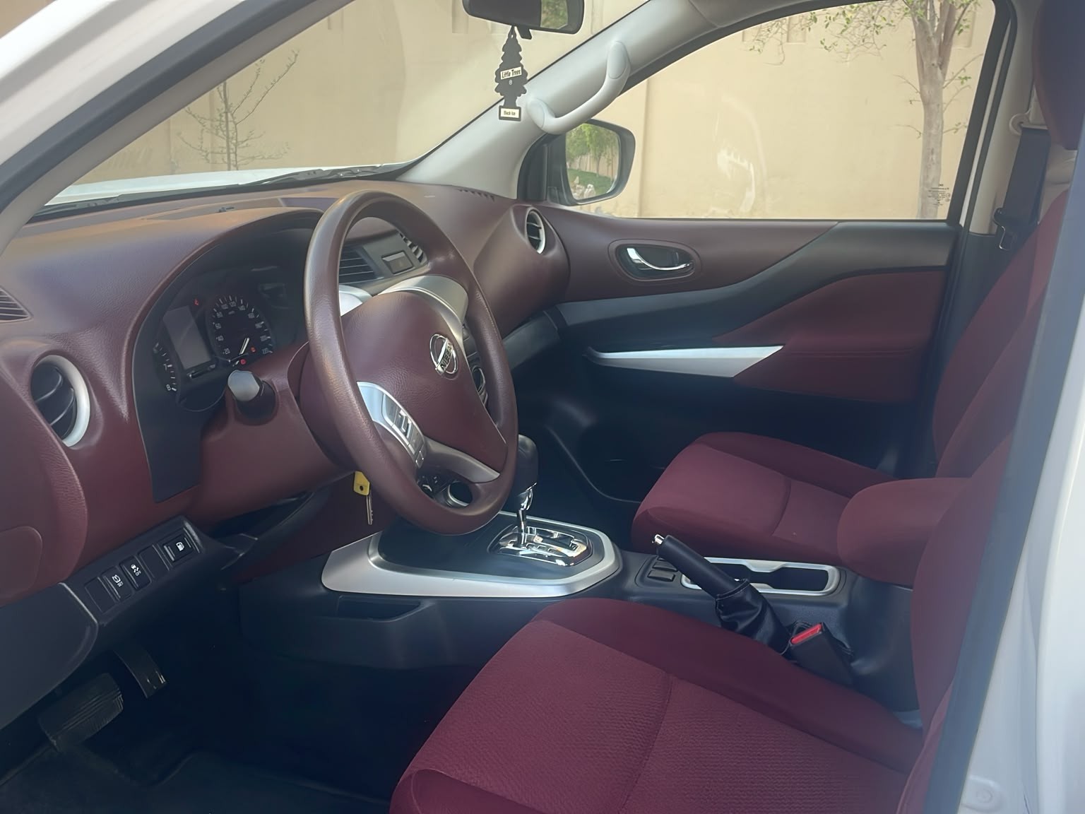 Nissan Navara SE 2020 — photo 10 for sale in Qatar
