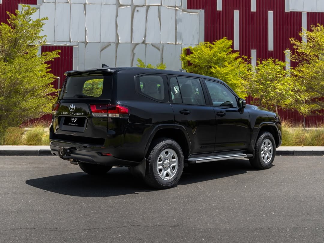 Toyota Land Cruiser GX 2023 — photo 11 for sale in Qatar