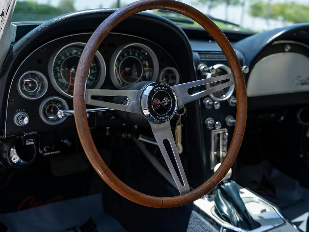 Chevrolet Corvette C2 1964 - Image 3