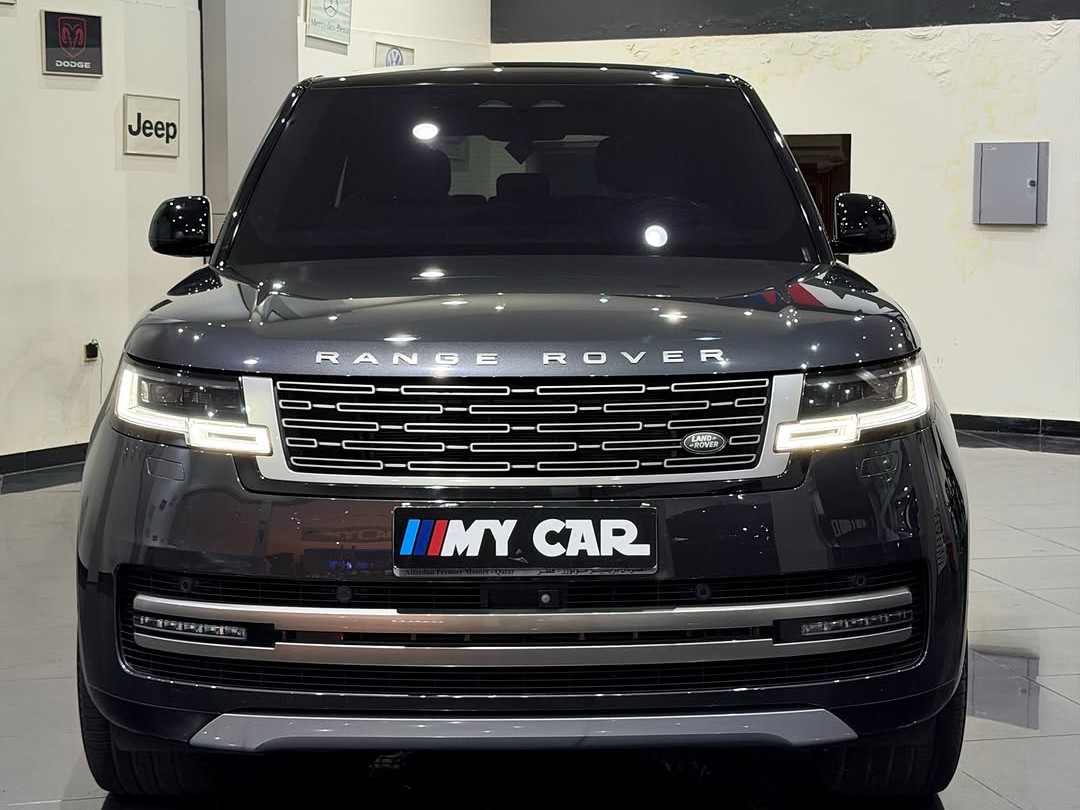 Land Rover Range Rover Velar  HSE  2023 - Image 3