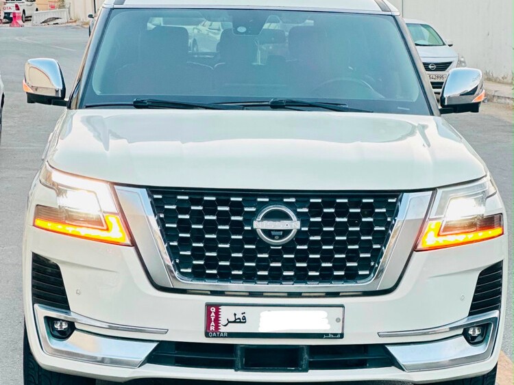 Nissan Patrol  Platinum 2010