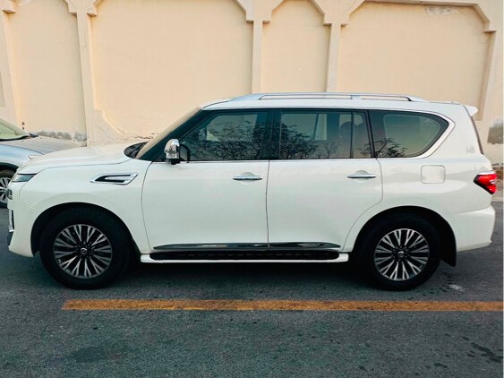 Nissan Patrol  Platinum 2010 - Image 3