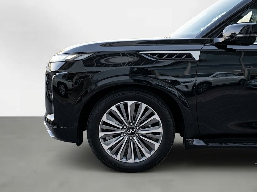 Infiniti QX 80 2025 — photo 10 for sale in Qatar