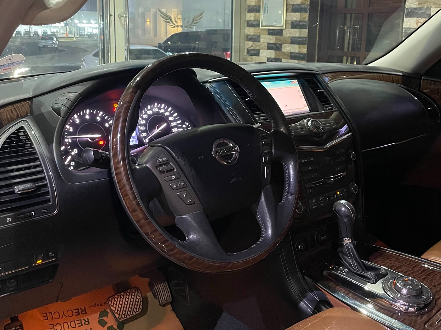 Nissan Patrol  Platinum 2015 - Image 4