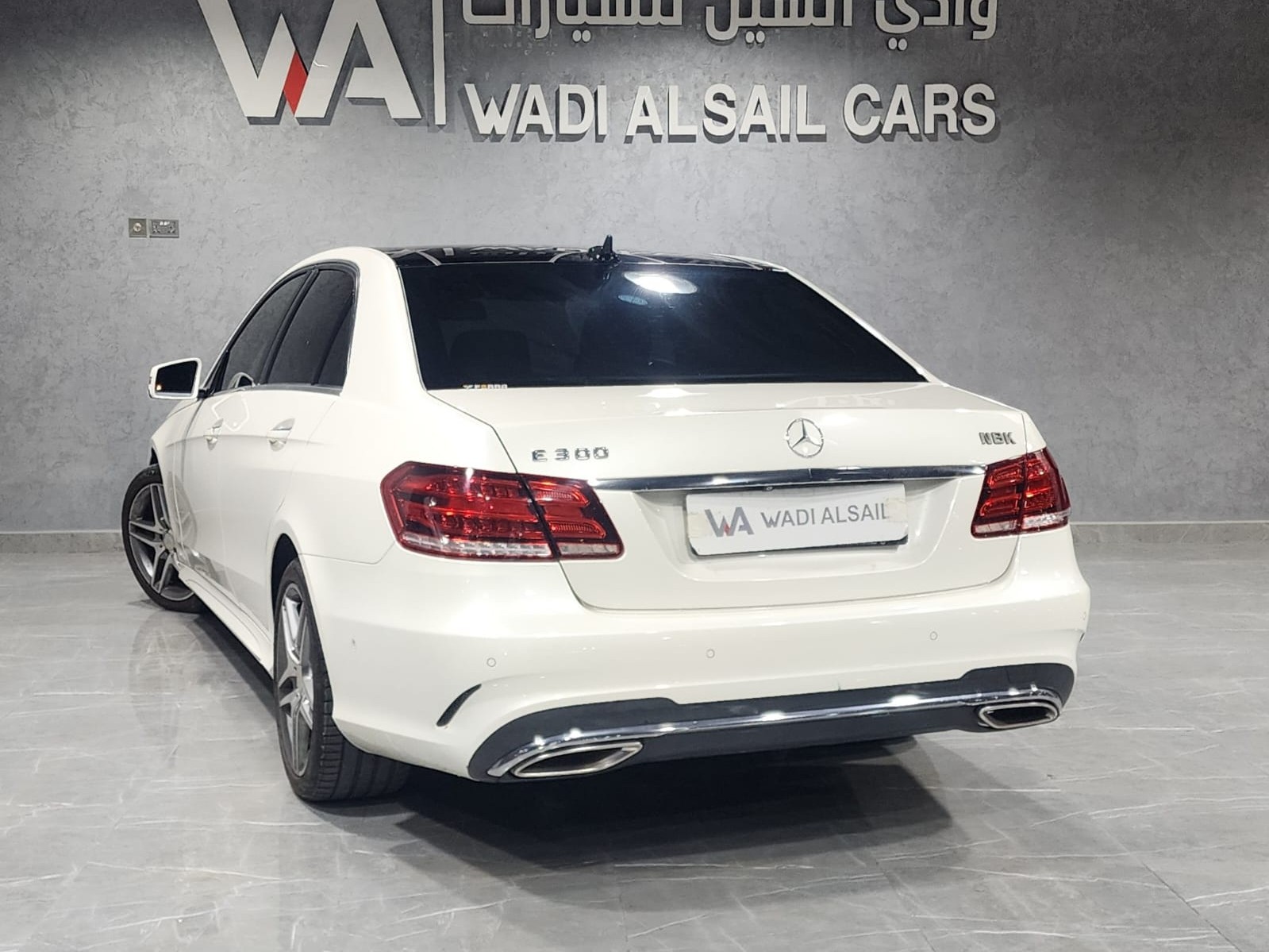 Mercedes-Benz E-Class Sedan 300 2014 - Image 2