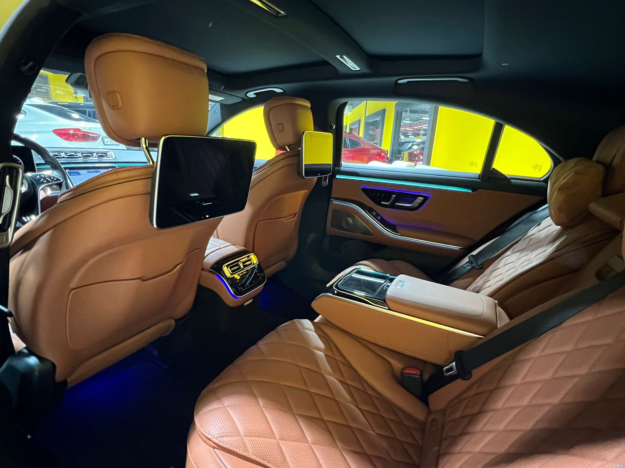 Mercedes-Benz S-Class Sedan 450 2024 - Image 3