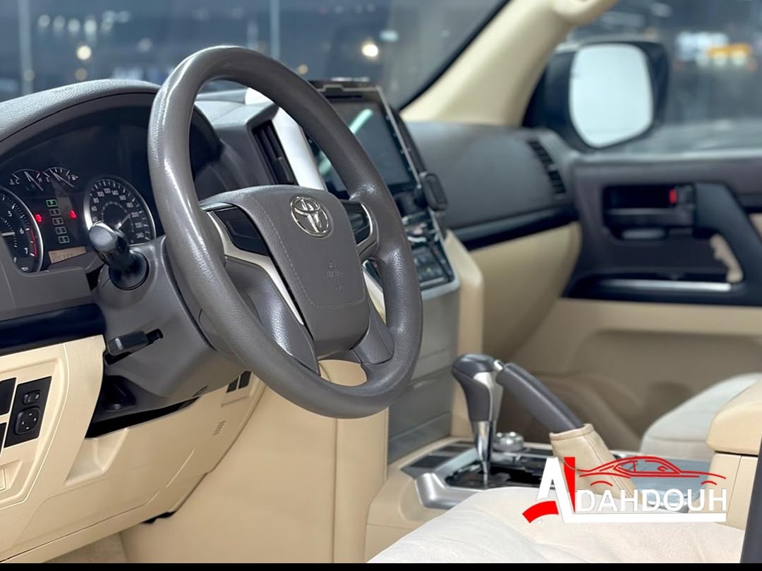 Toyota Land Cruiser GX 2016 - Image 2