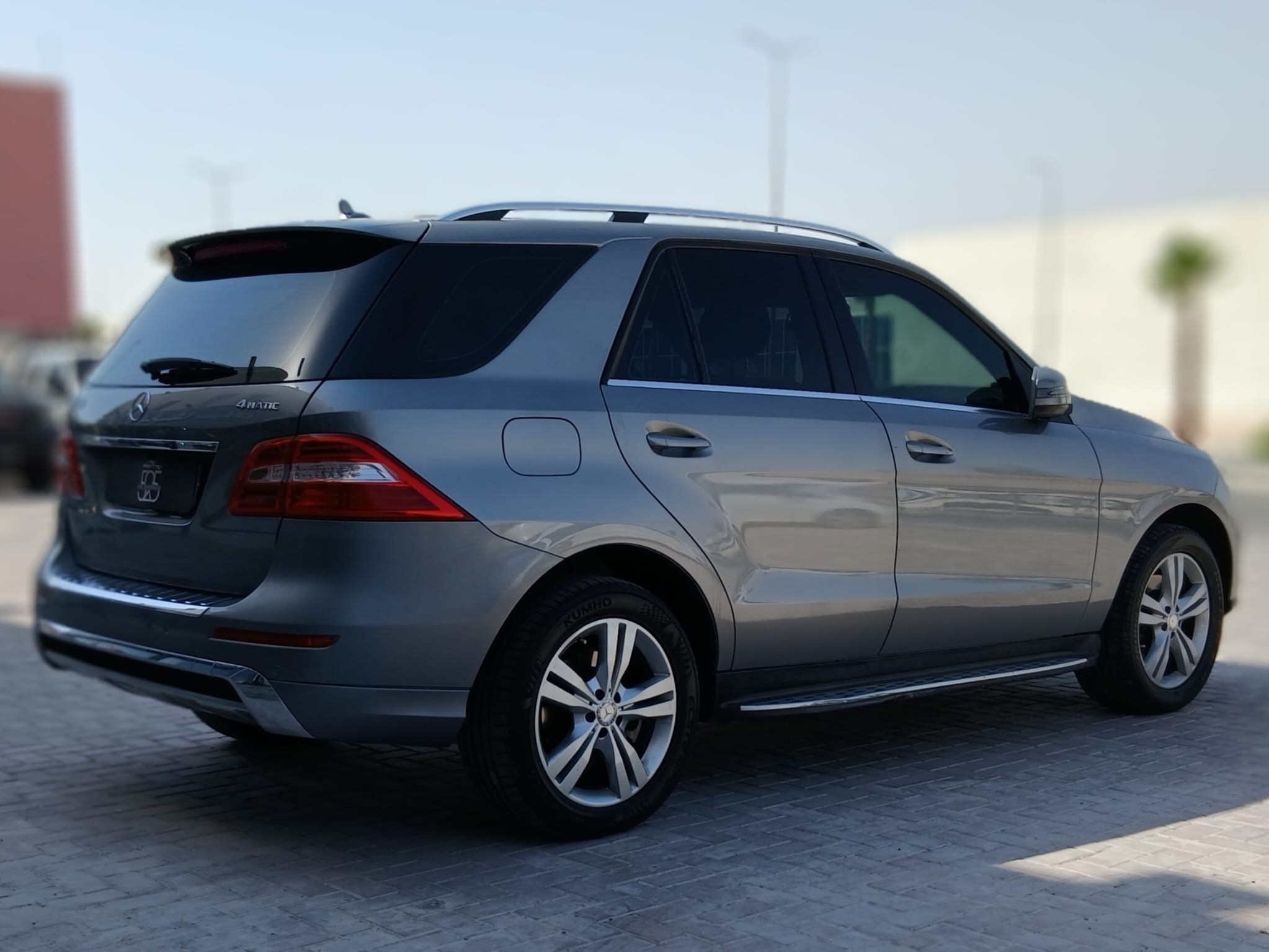 Mercedes-Benz ML-Class 350 2014 — photo 11 for sale in Qatar