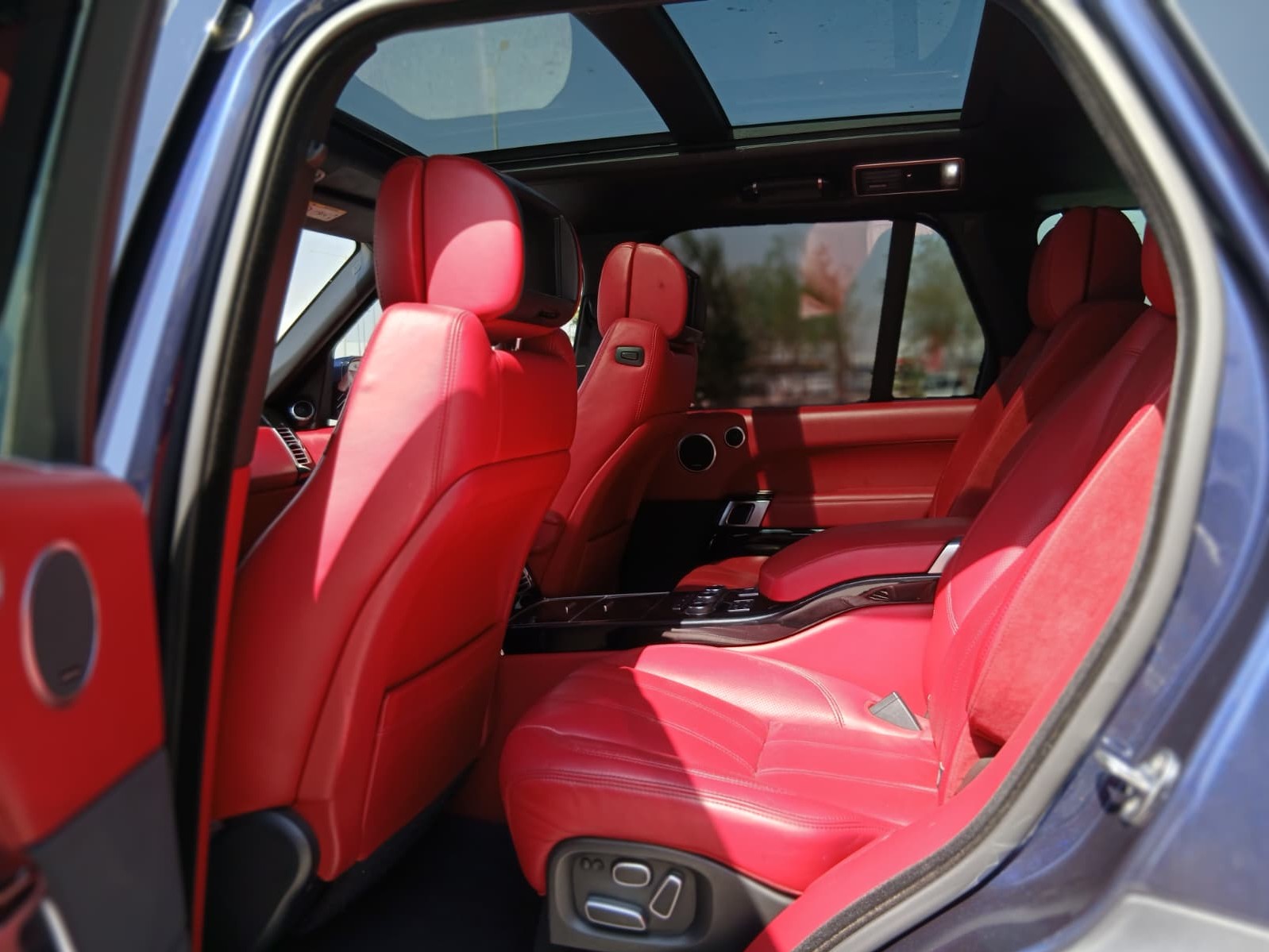 Land Rover Range Rover Vogue Autobiography 2015 - Image 3