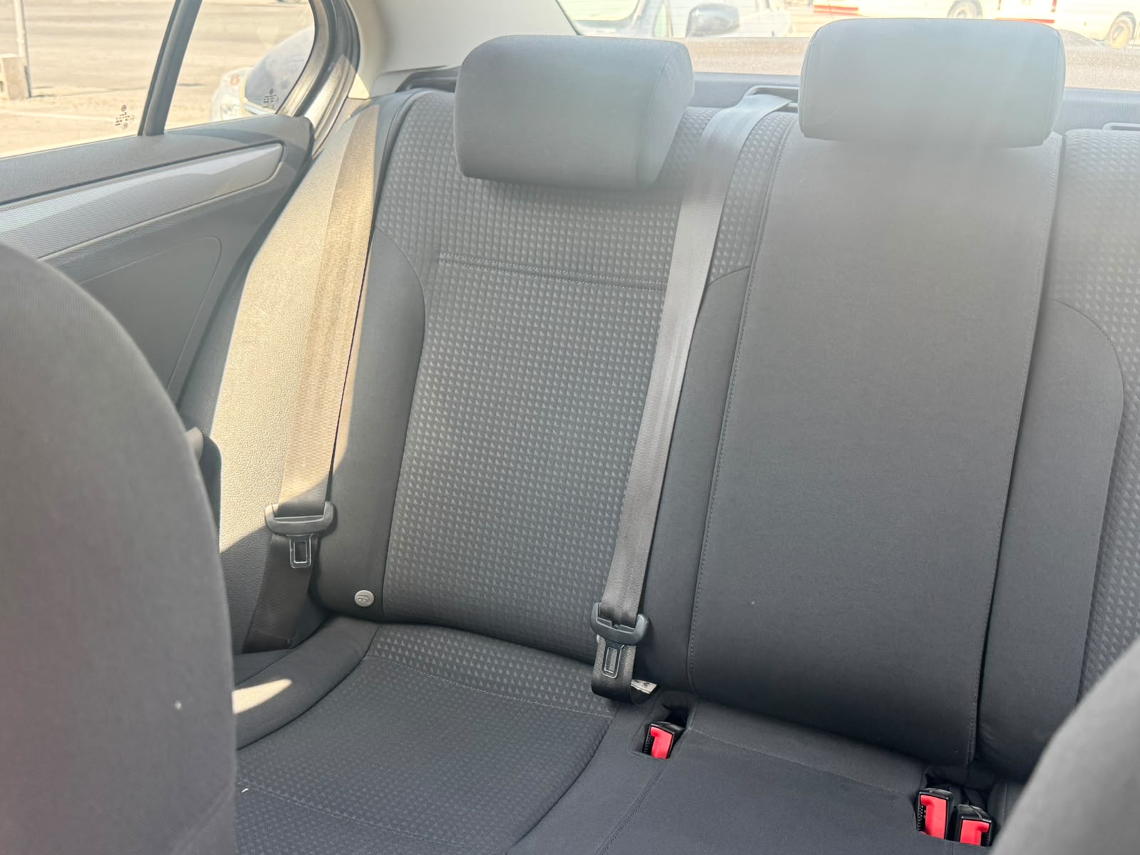 Volkswagen Jetta 2018 - Image 3