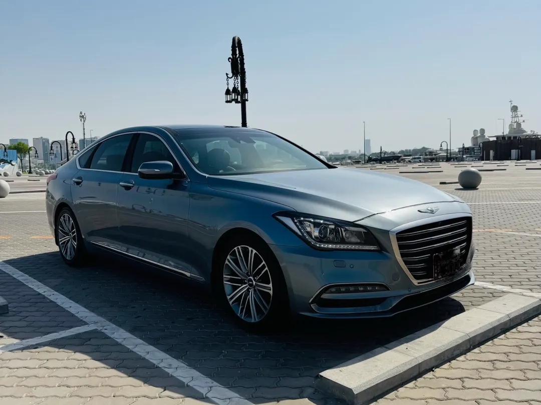 Genesis G80 2018 - Image 2