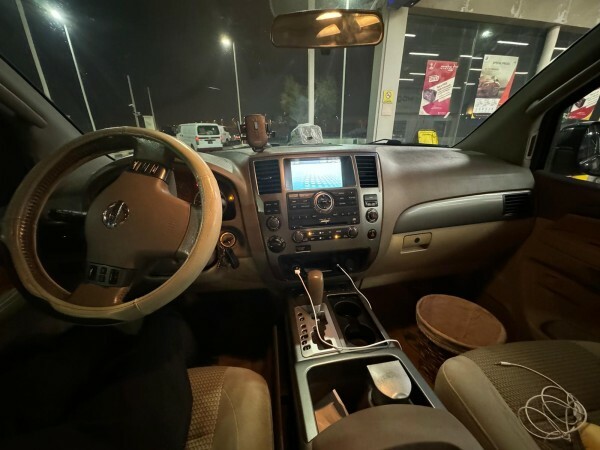 Nissan Armada SE 2012 — photo 11 for sale in Qatar