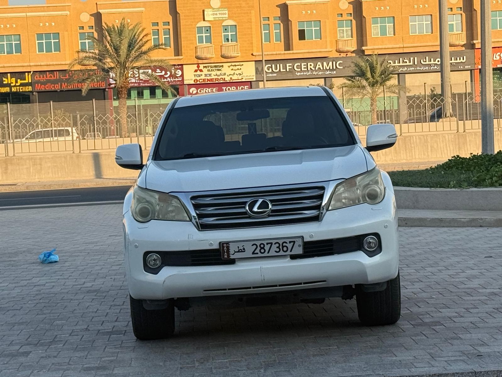 Lexus GX 460 2012 - Image 2