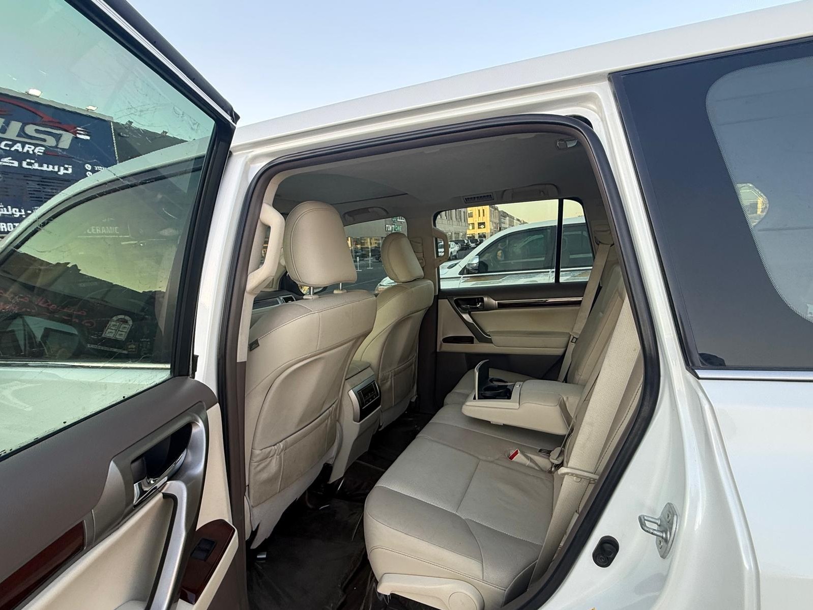 Lexus GX 460 2012 — photo 12 for sale in Qatar
