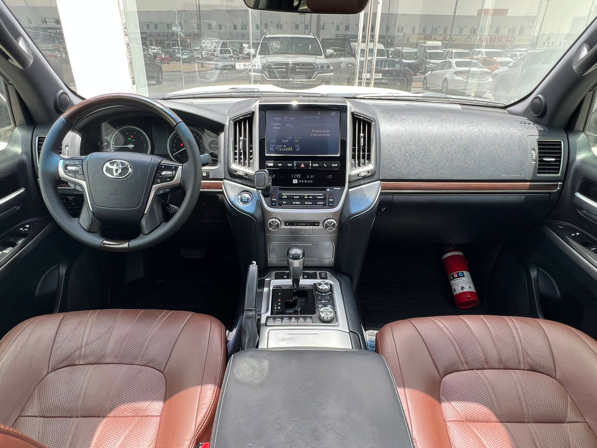 Toyota Land Cruiser VX.R 2019 - Image 2