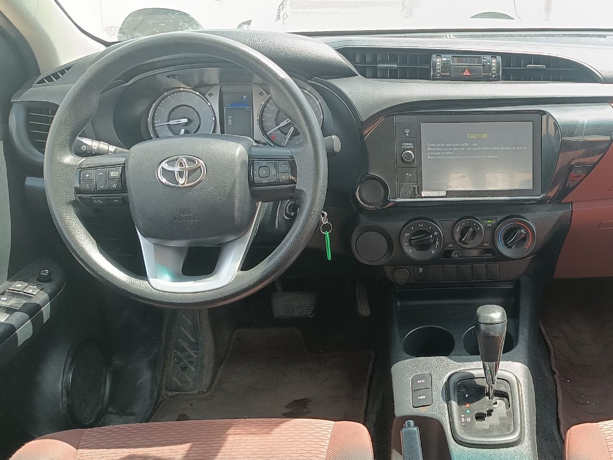 Toyota Hilux 2.7 2022 - Image 2