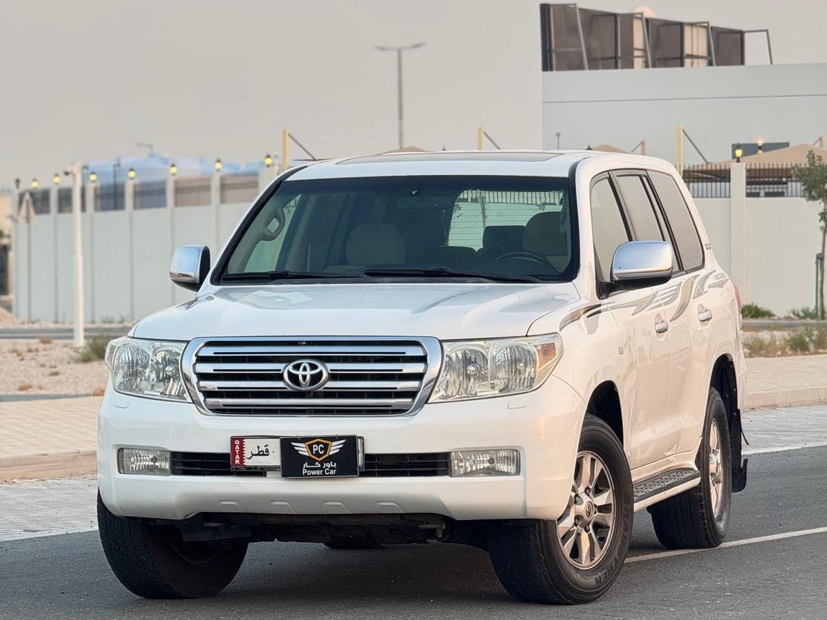 Toyota Land Cruiser GX.R 2011 - Image 2