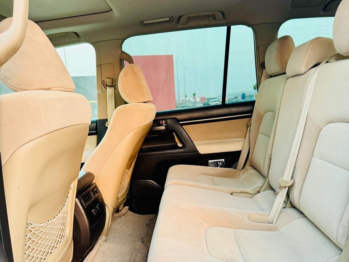 Toyota Land Cruiser GX.R 2011 — photo 10 for sale in Qatar