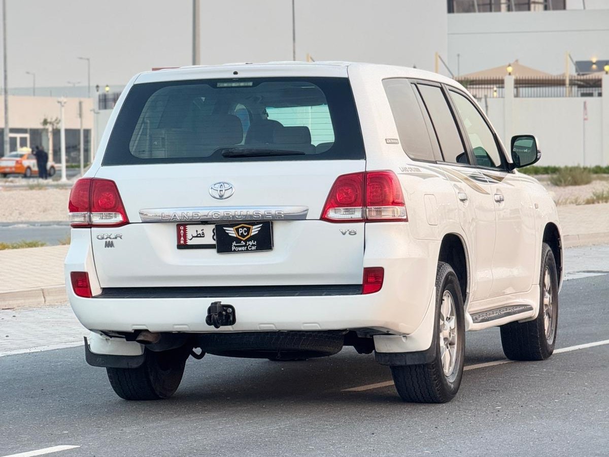 Toyota Land Cruiser GX.R 2011 - Image 3
